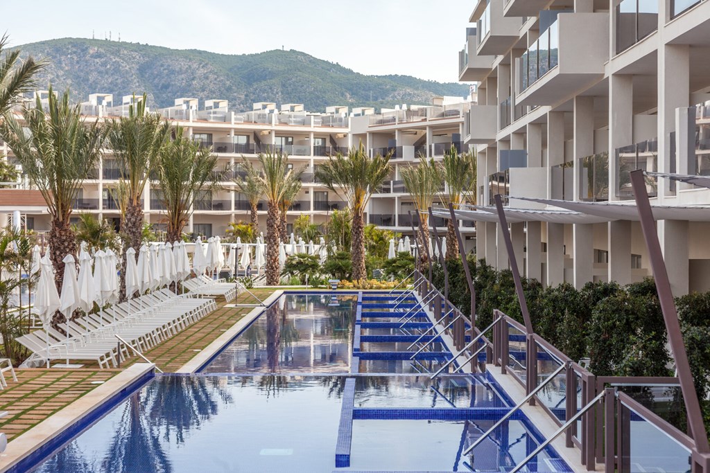 Zafiro Palace Palmanova: Pool