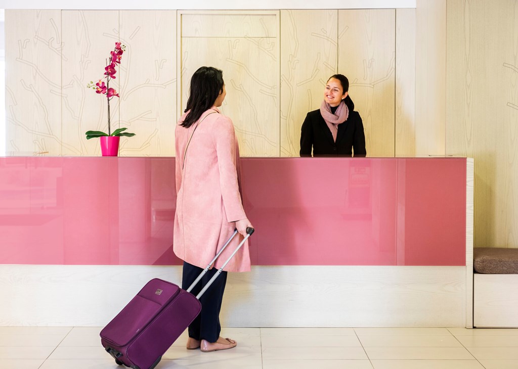 Flor los Almendros: Lobby