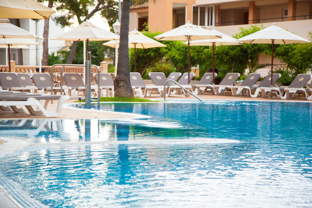 Valentin Paguera Hotel & Suites: Pool