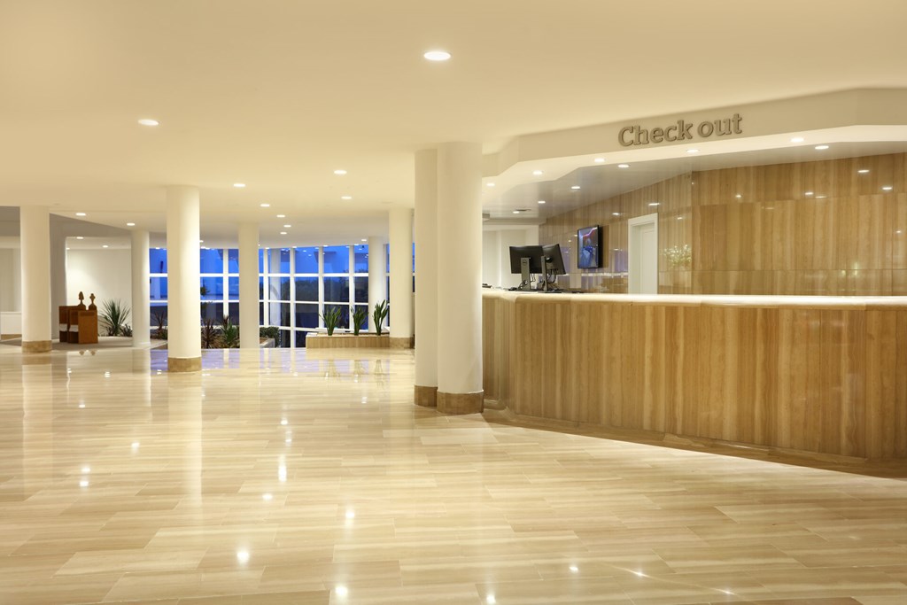 IBEROSTAR Playa de Muro: Lobby