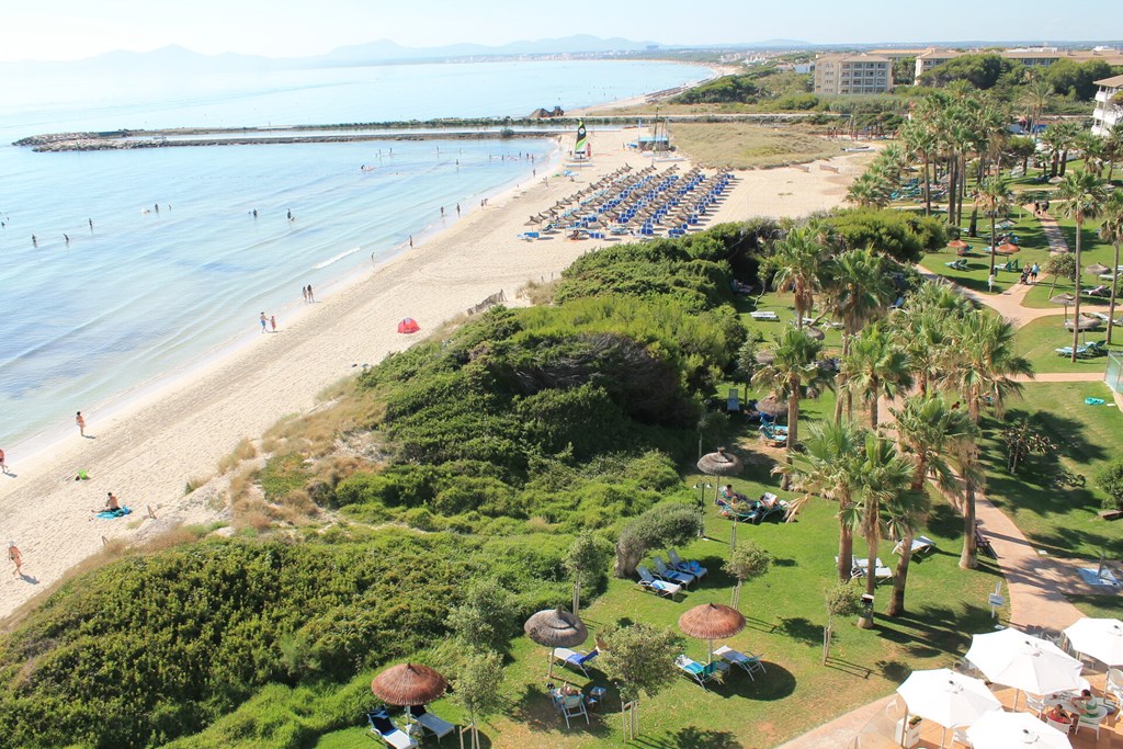 Playa Esperanza Resort: General view