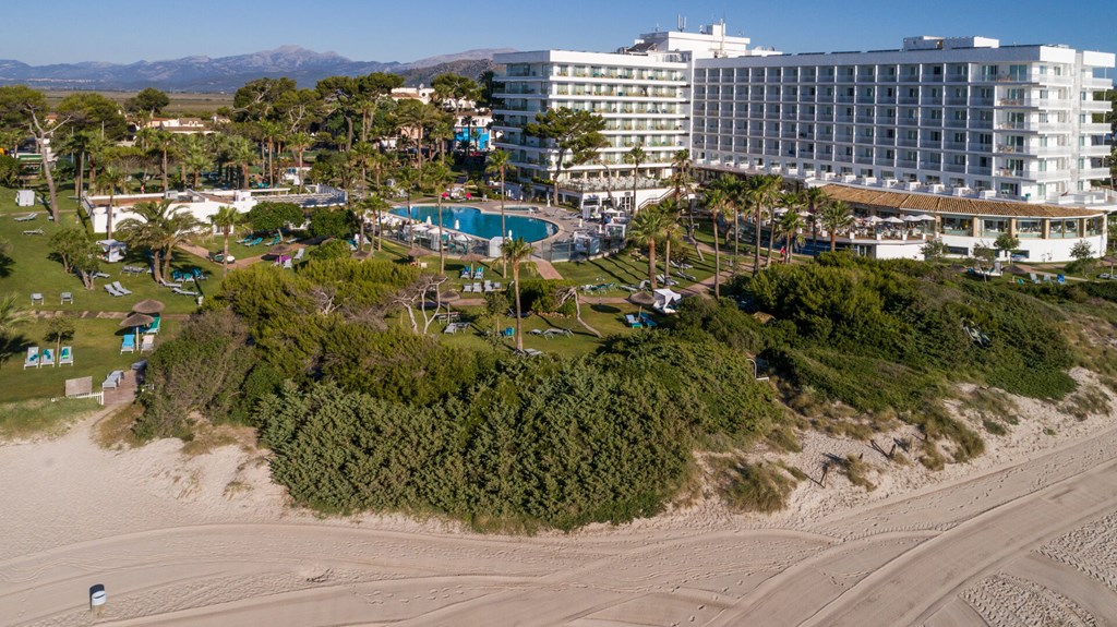 Playa Esperanza Resort: General view