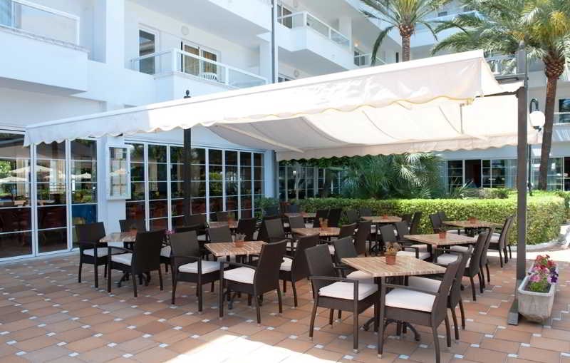 Grupotel Alcudia Suite: Bar