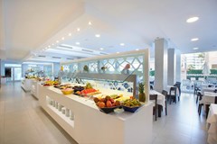 Mar Hotels Playa de Muro Suites: Restaurant - photo 14