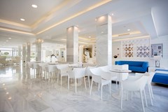 Mar Hotels Playa de Muro Suites: Restaurant - photo 44