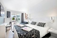 Mar Hotels Playa de Muro Suites: Room - photo 9