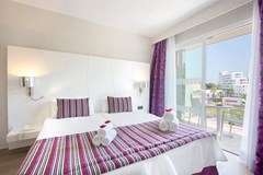 Mar Hotels Playa de Muro Suites: Room - photo 45