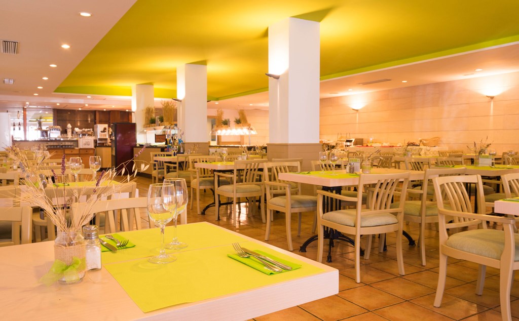 Houm Plaza Son Rigo: Restaurant