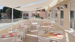 THB Maria Isabel: Terrace - photo 3