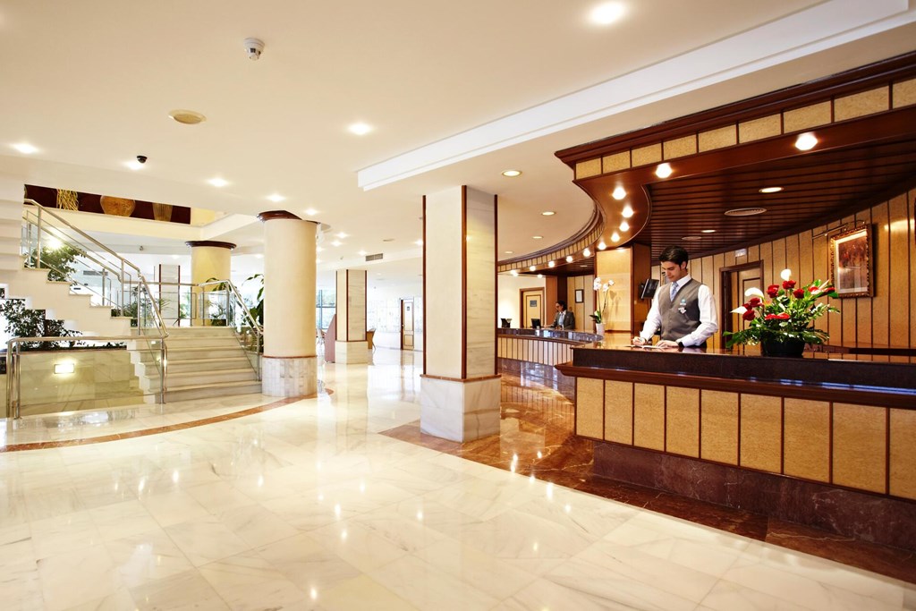 Grupotel Taurus Park: Lobby