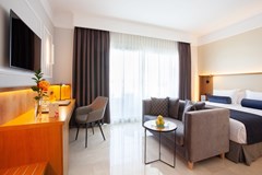 Grupotel Playa de Palma Suites & Spa: Room JUNIOR SUITE STANDARD - photo 6