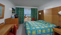 Hispania: Room - photo 4