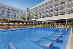 Riu Playa Park: Pool - photo 19