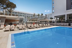 Riu Playa Park: Pool - photo 21