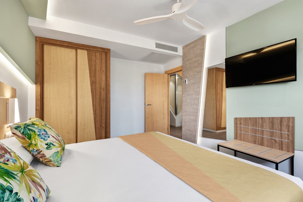 Riu Playa Park: Room QUADRUPLE STANDARD