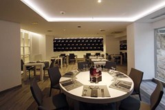 Bg Pamplona: Restaurant - photo 18