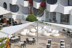 Bg Pamplona: Terrace - photo 7