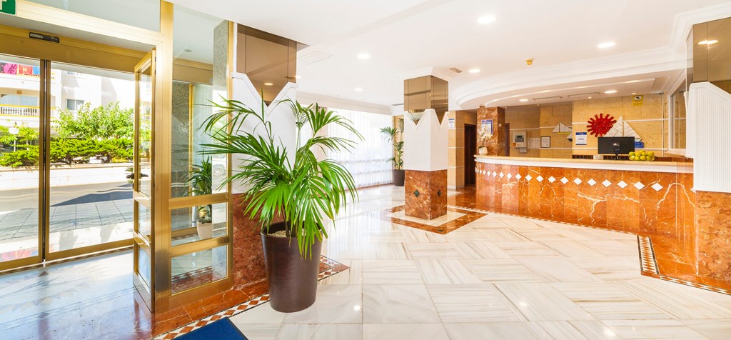 Globales Condes de Alcudia: Lobby