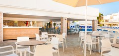 Globales Condes de Alcudia: Restaurant - photo 22