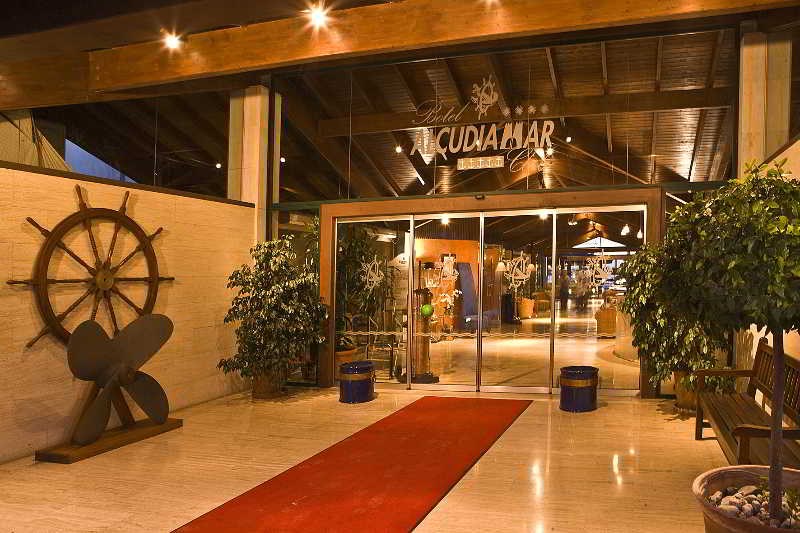 Botel Alcudiamar: Lobby