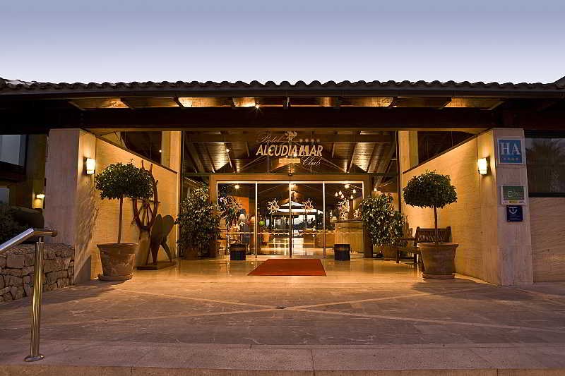 Botel Alcudiamar: Lobby