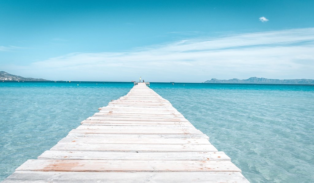 Bahia de Alcudia Spa & Cycling Station: Beach