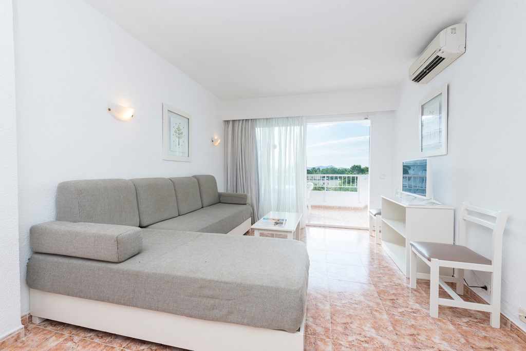 Apartamentos Siesta I: Room APARTMENT CAPACITY 6 TWO BEDROOMS