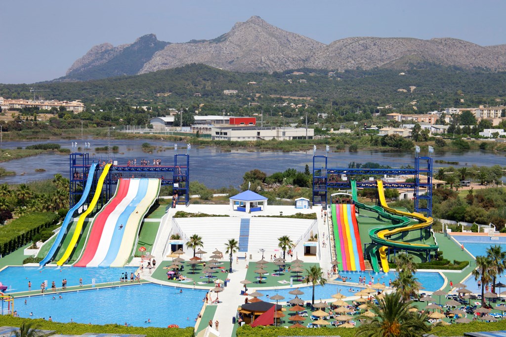 Club Mac Alcudia: Sports and Entertainment