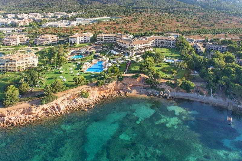 The St. Regis Mardavall Resort: General view