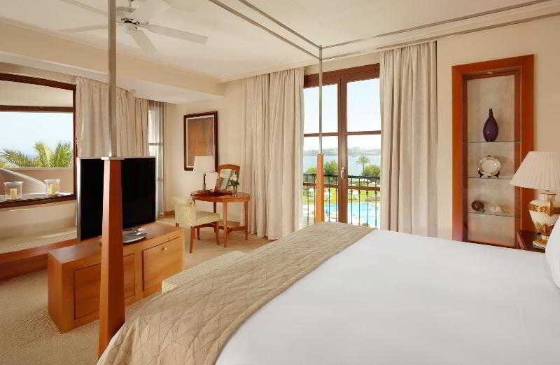 The St. Regis Mardavall Resort: Room