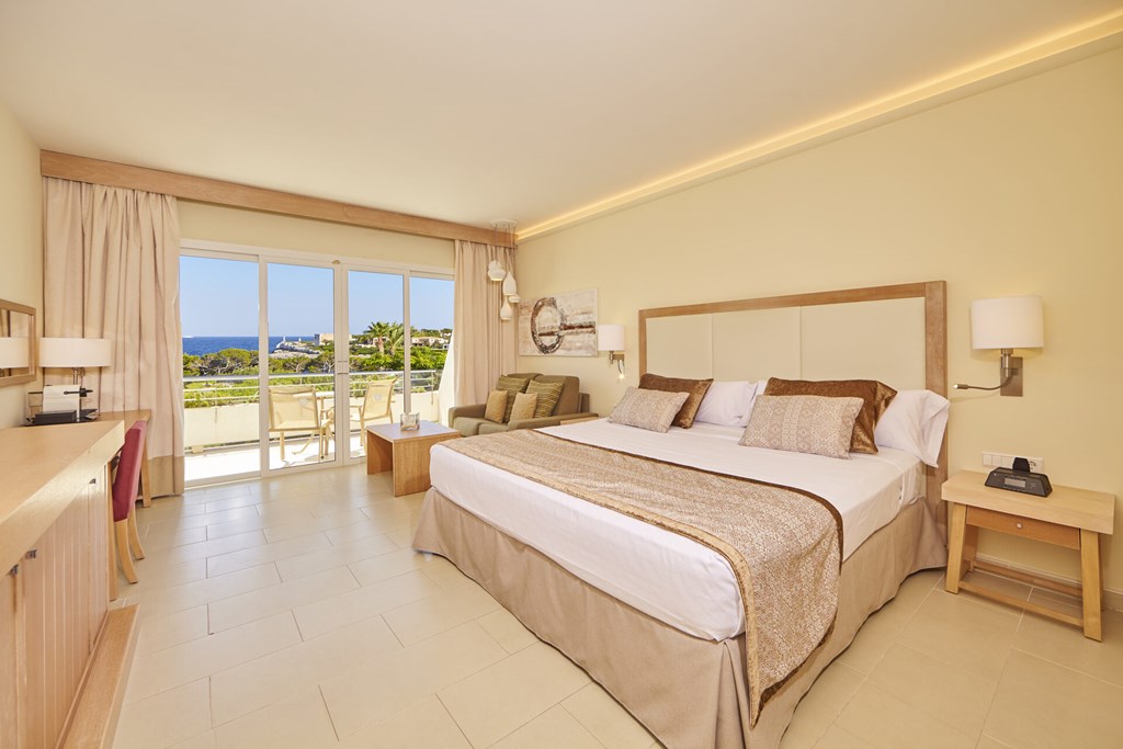 Blau PortoPetro Beach Resort & Spa: Room Double or Twin SEA VIEW