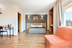 Santa Ponsa Pins: Room - photo 21