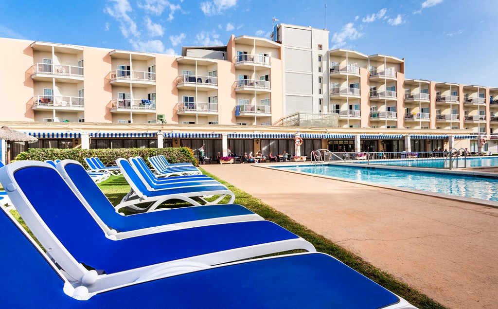 Hotel Globales Playa Santa Ponsa: General view