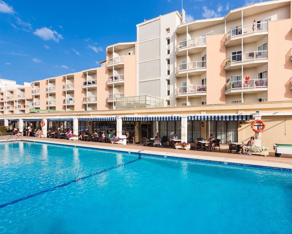 Hotel Globales Playa Santa Ponsa: Pool