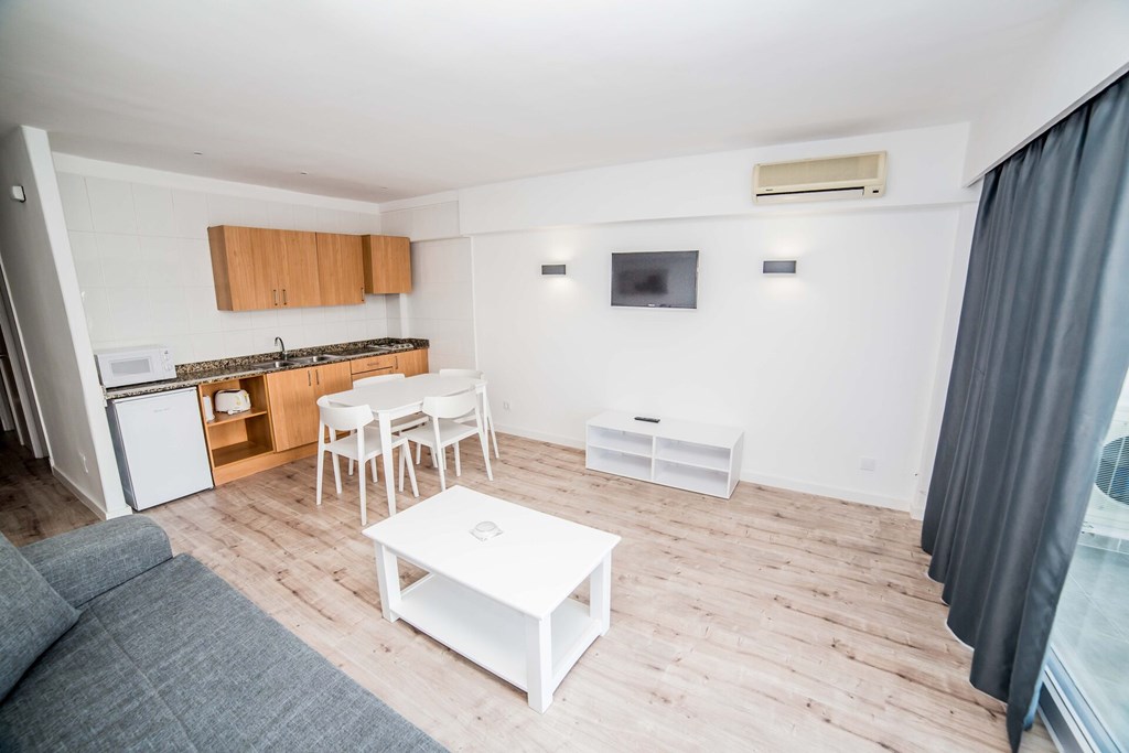 Apartamentos Mallorca Portofino: Room APARTMENT CAPACITY 6 TWO BEDROOMS