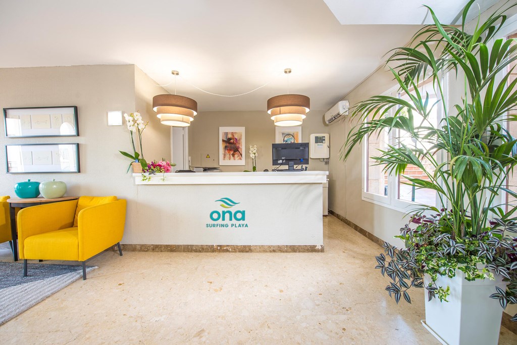 ONA Surfing Playa: Lobby