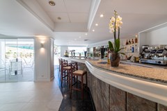 Sky Senses Hotel: Bar - photo 1