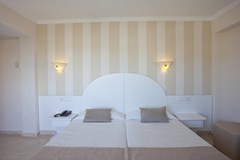 Sky Senses Hotel: Room - photo 34