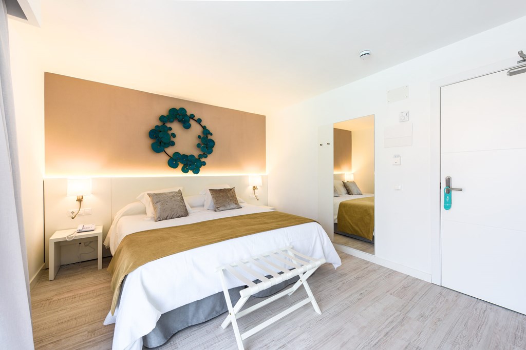 Plaza Santa Ponsa Boutique Hotel: Room Double or Twin DELUXE