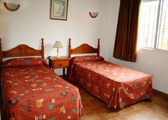 Apartamentos San Carlos: Room APARTMENT CAPACITY 4 ONE BEDROOM - photo 10