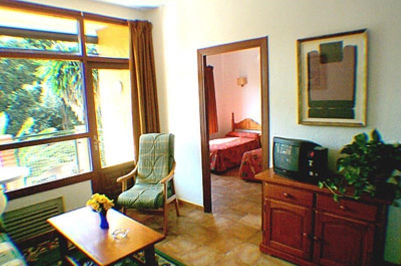 Apartamentos San Carlos: Room APARTMENT CAPACITY 4 ONE BEDROOM