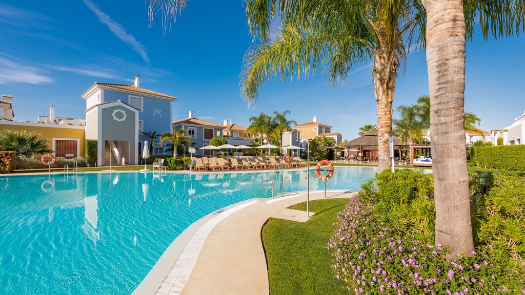 Cortijo del Mar Resort: Pool