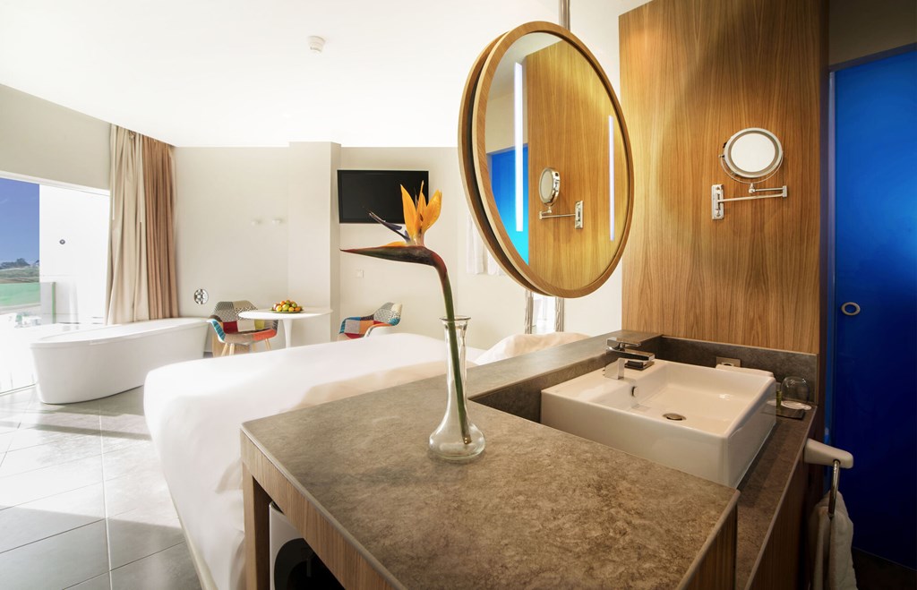 Higueron Hotel Malaga, Curio collection by HILTON: Room Double or Twin DELUXE