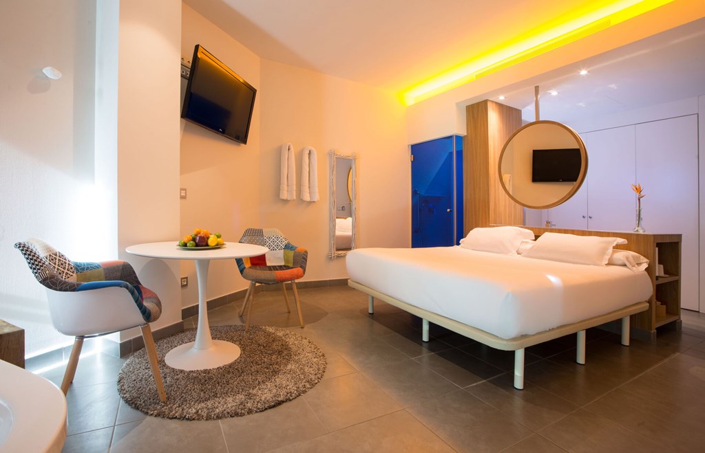 Higueron Hotel Malaga, Curio collection by HILTON: Room Double or Twin DELUXE