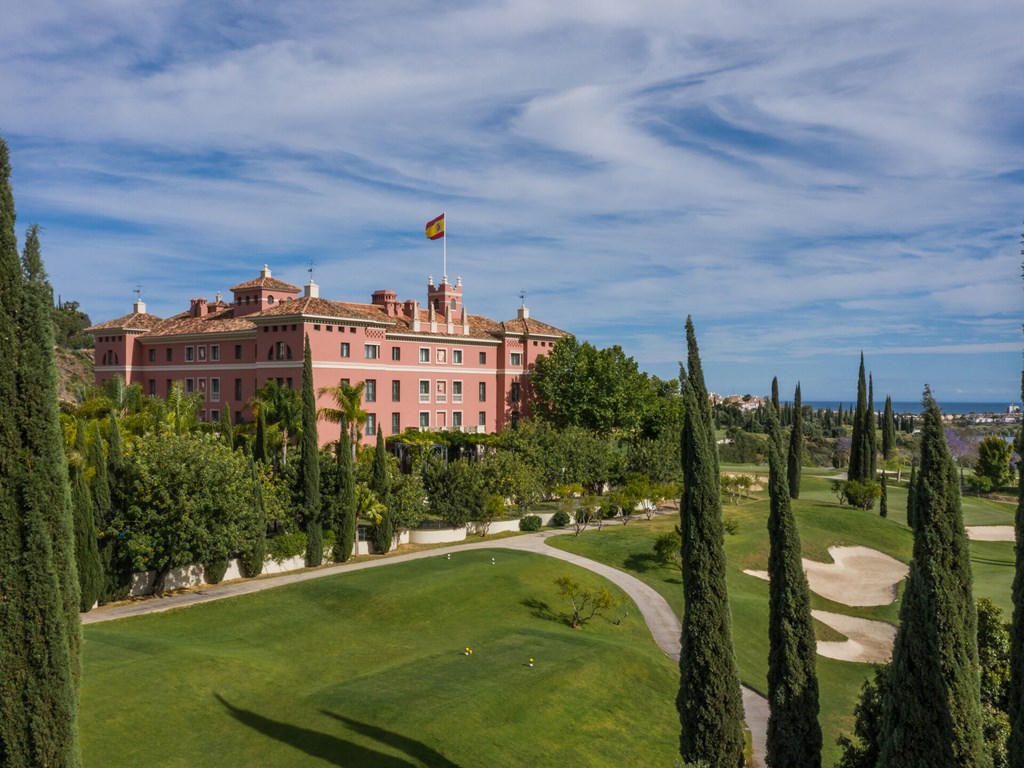 Anantara Villa Padierna Palace: General view