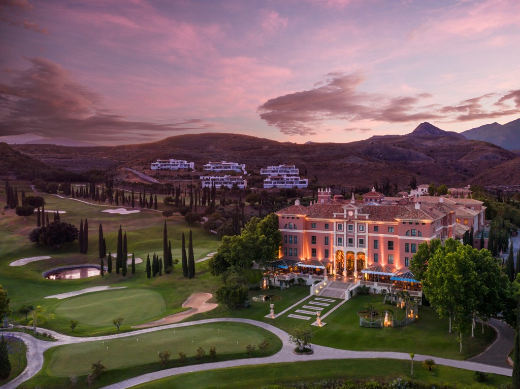 Anantara Villa Padierna Palace: General view