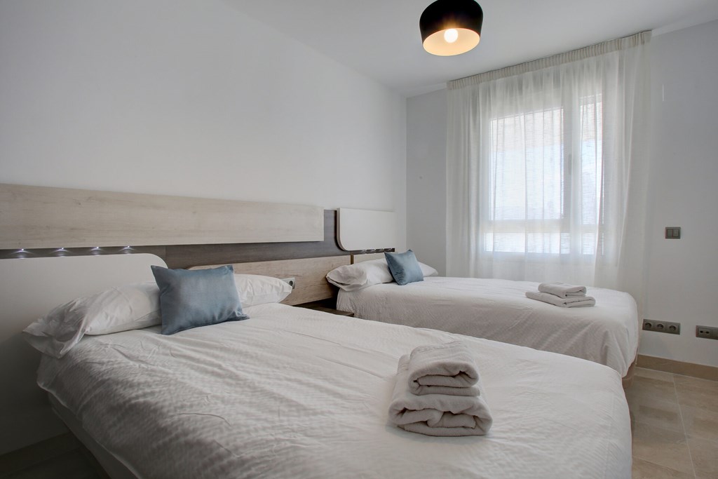 Aqua Apartments Marbella: Room