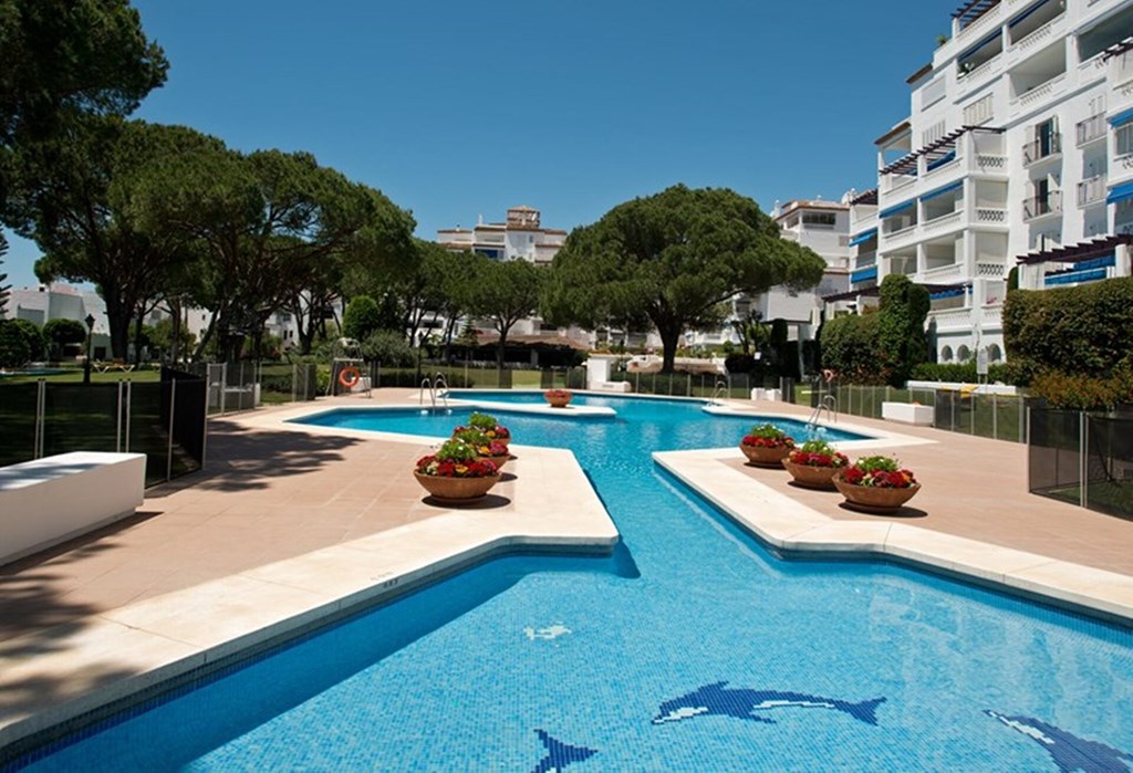 Apartment in Marbella, Malaga 102956: Pool