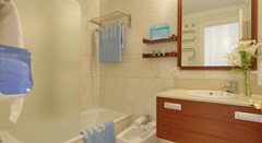 Mijas Costa Oasis by Grangefield Oasis.: Room - photo 13