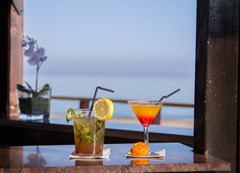 Vik Gran Hotel Costa del Sol: Bar - photo 10